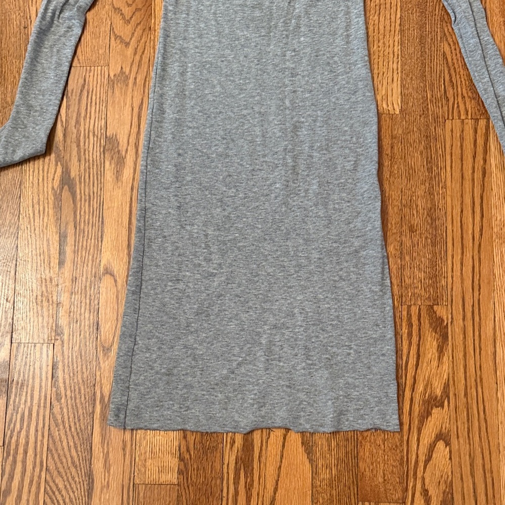 BCBGMaxAzria Heather Gray Long Sleeve Dress - Picture 4 of 5